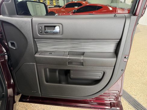 Used 2019 Ford Flex Limited w/ Equipment Group 303A AWD/4WD image 32
