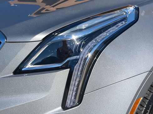 Used 2025 Cadillac XT5 Premium Luxury image 36