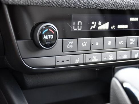 New 2026 Subaru Outback Limited AWD/4WD image 14