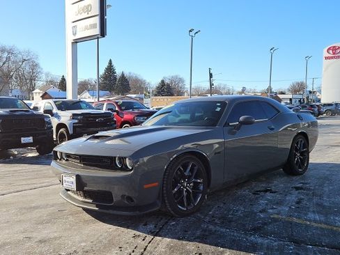 Used 2023 Dodge Challenger R/T w/ Blacktop Package image 5