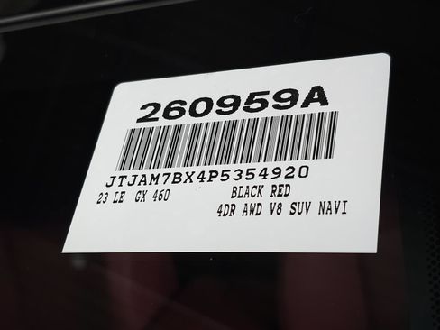 Used 2023 Lexus GX 460 Premium AWD/4WD image 40