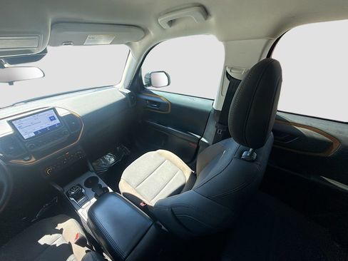 Used 2023 Ford Bronco Sport Badlands image 22