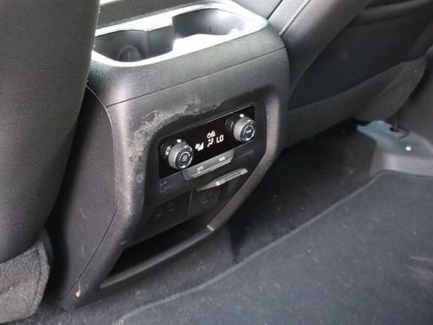 Used 2024 Chevrolet Traverse LT w/ Midnight/Sport Edition FWD image 19