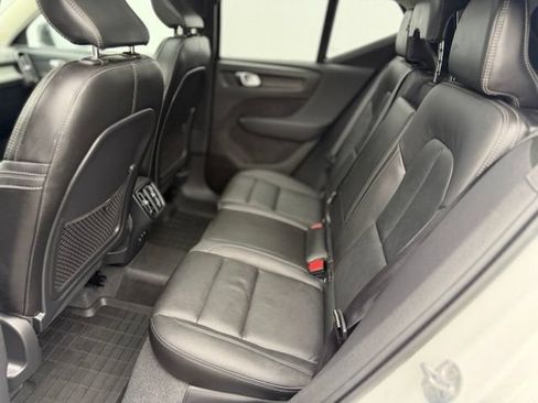 Used 2024 Volvo XC40 B5 Plus w/ Climate Package AWD/4WD image 22