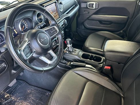 Used 2022 Jeep Wrangler Unlimited Sahara w/ LED Lighting Group AWD/4WD image 9