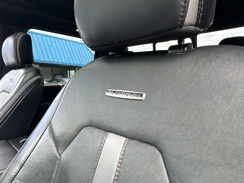 Used 2019 Ford F150 Platinum w/ Equipment Group 701A Luxury AWD/4WD image 30