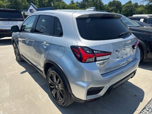 Used 2025 Mitsubishi Outlander Sport AWD image 5