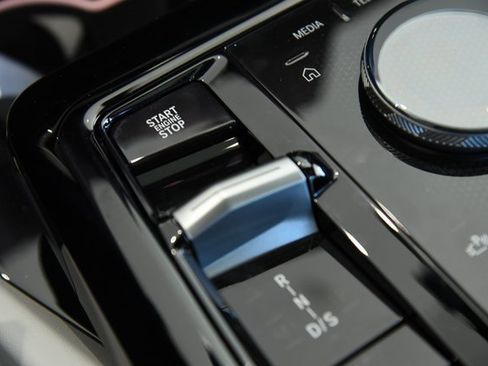 New 2026 BMW 540i xDrive 540i xDrive w/ M Sport Package image 17