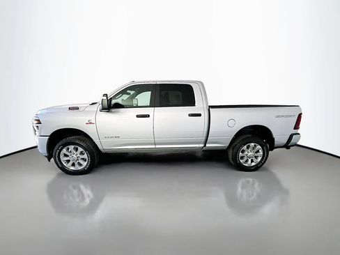 New 2026 RAM 3500 Big Horn AWD/4WD image 4