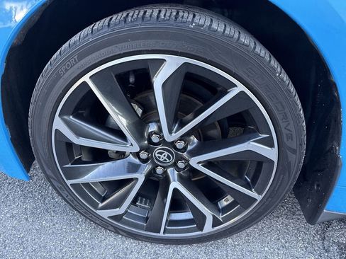 Used 2020 Toyota Corolla XSE FWD image 8