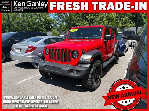 Used 2022 Jeep Wrangler Unlimited Sport AWD/4WD image 3