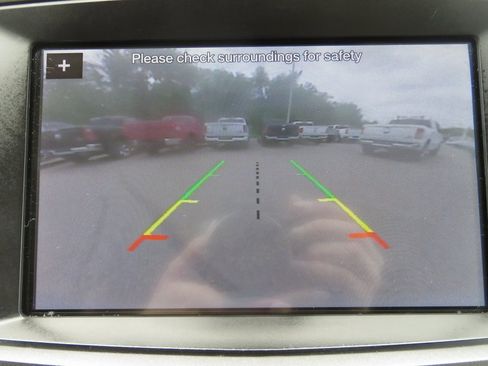 Used 2019 Lincoln MKT AWD image 28