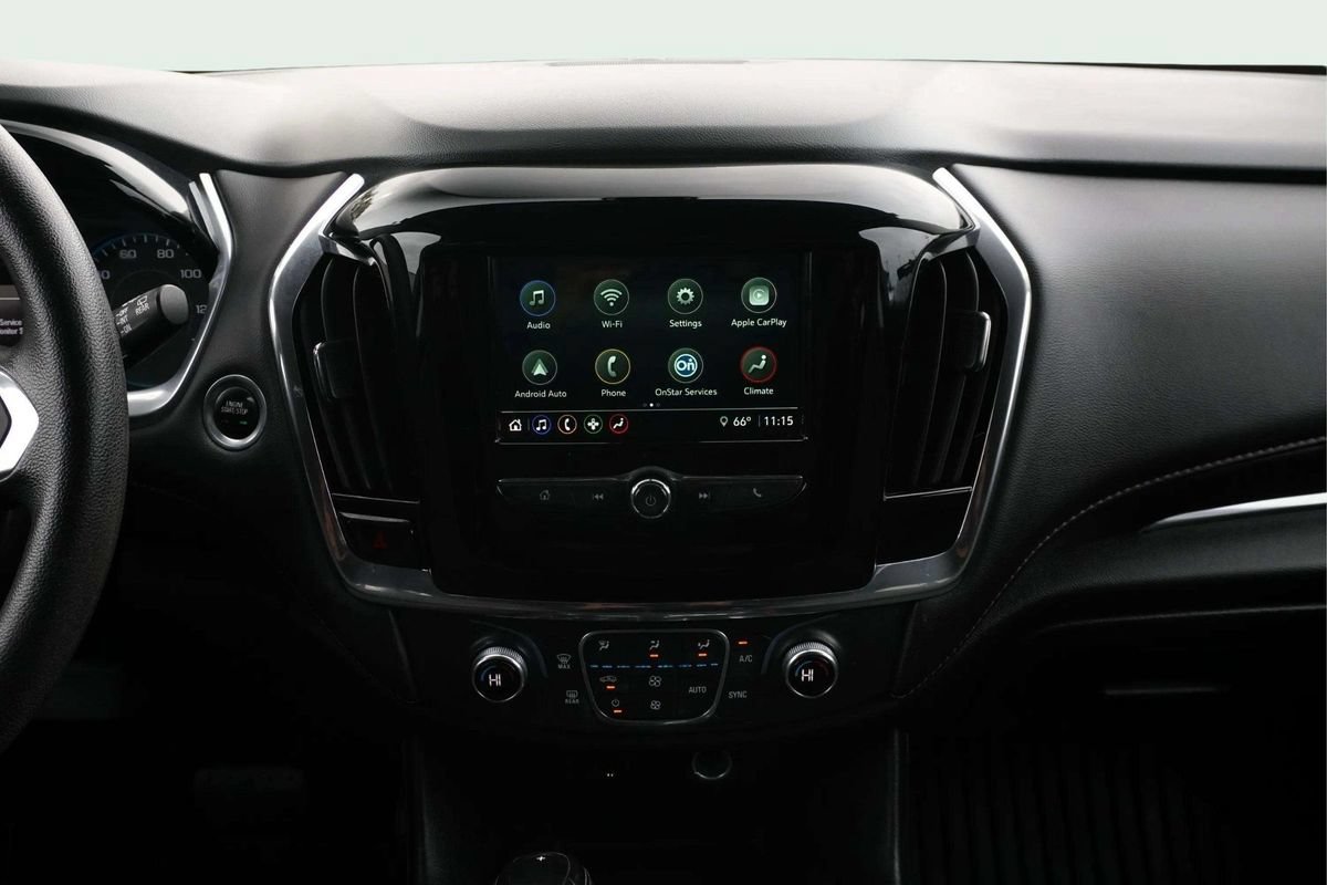 Used 2020 Chevrolet Traverse LS FWD image 22