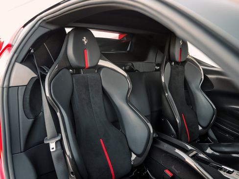 Used 2021 Ferrari SF90 Stradale image 32