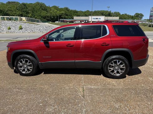 Used 2023 GMC Acadia SLE w/ LPO, Floor Liner Package AWD/4WD image 8