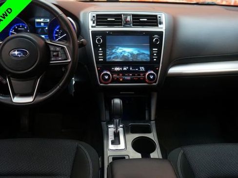 Used 2019 Subaru Outback 2.5i Premium image 10