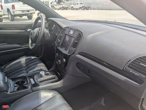 Used 2023 Chrysler 300 S image 20