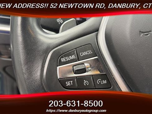 Used 2019 BMW 330i xDrive Sedan w/ Driving Assistance Package AWD/4WD image 21