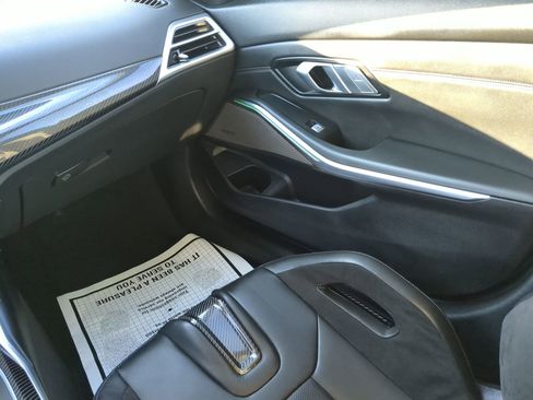 Used 2025 BMW M3 w/ Executive Package image 40