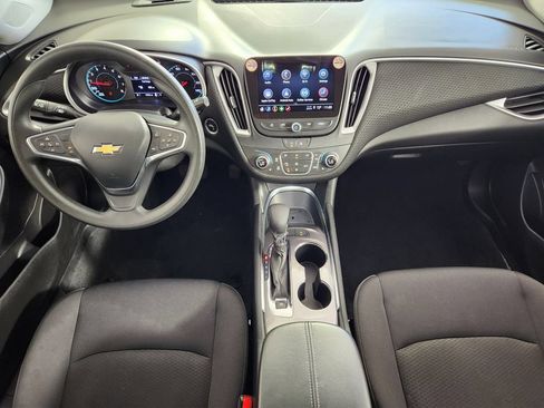 Used 2025 Chevrolet Malibu LT FWD image 15