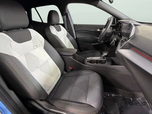 Certified 2024 Chevrolet Trax RS w/ Driver Confidence Package FWD image 34