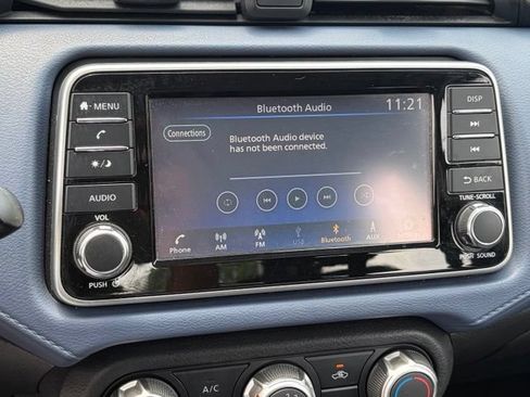Used 2023 Nissan Versa SV FWD image 20