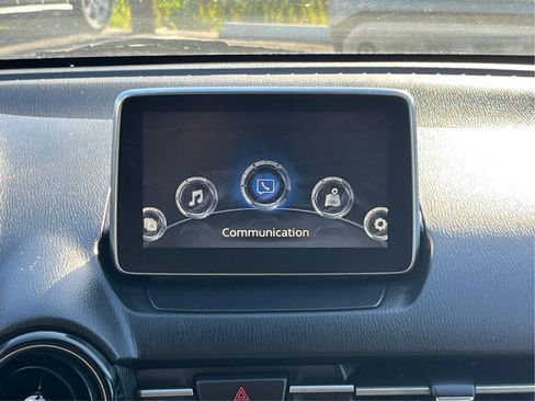 Used 2019 Toyota Yaris LE image 14