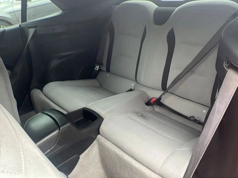 Used 2020 Chevrolet Camaro LT image 26