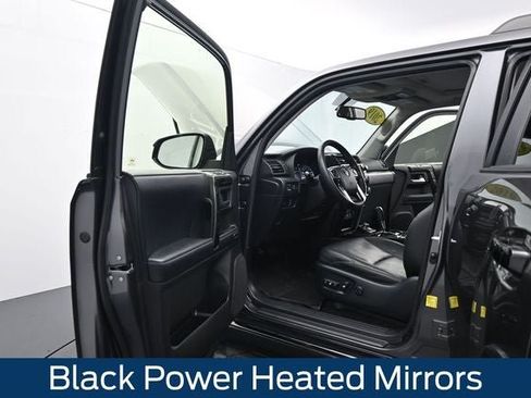 Used 2019 Toyota 4Runner Limited AWD/4WD image 18