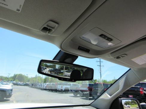 Certified 2022 GMC Canyon Elevation Standard w/ Trailering Package RWD image 23