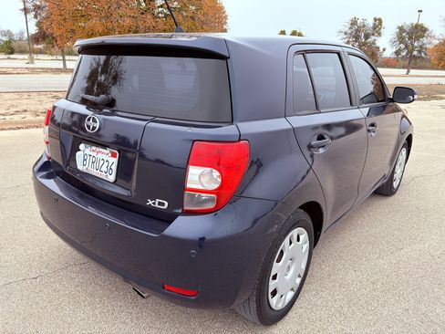 Used 2013 Scion xD image 42