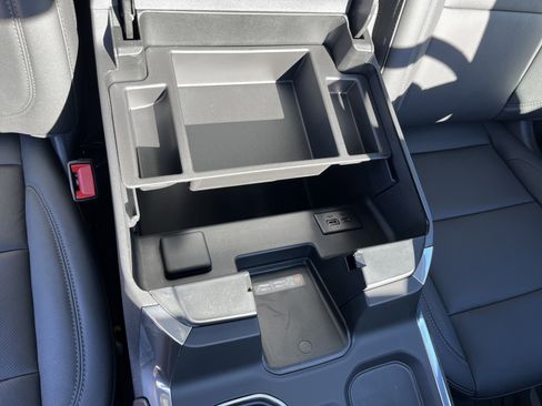 New 2026 GMC Sierra 1500 SLT w/ SLT Premium Package image 22