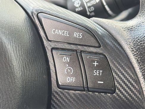 Used 2016 MAZDA MAZDA3 i Sport w/ Preferred Equipment Package FWD image 31
