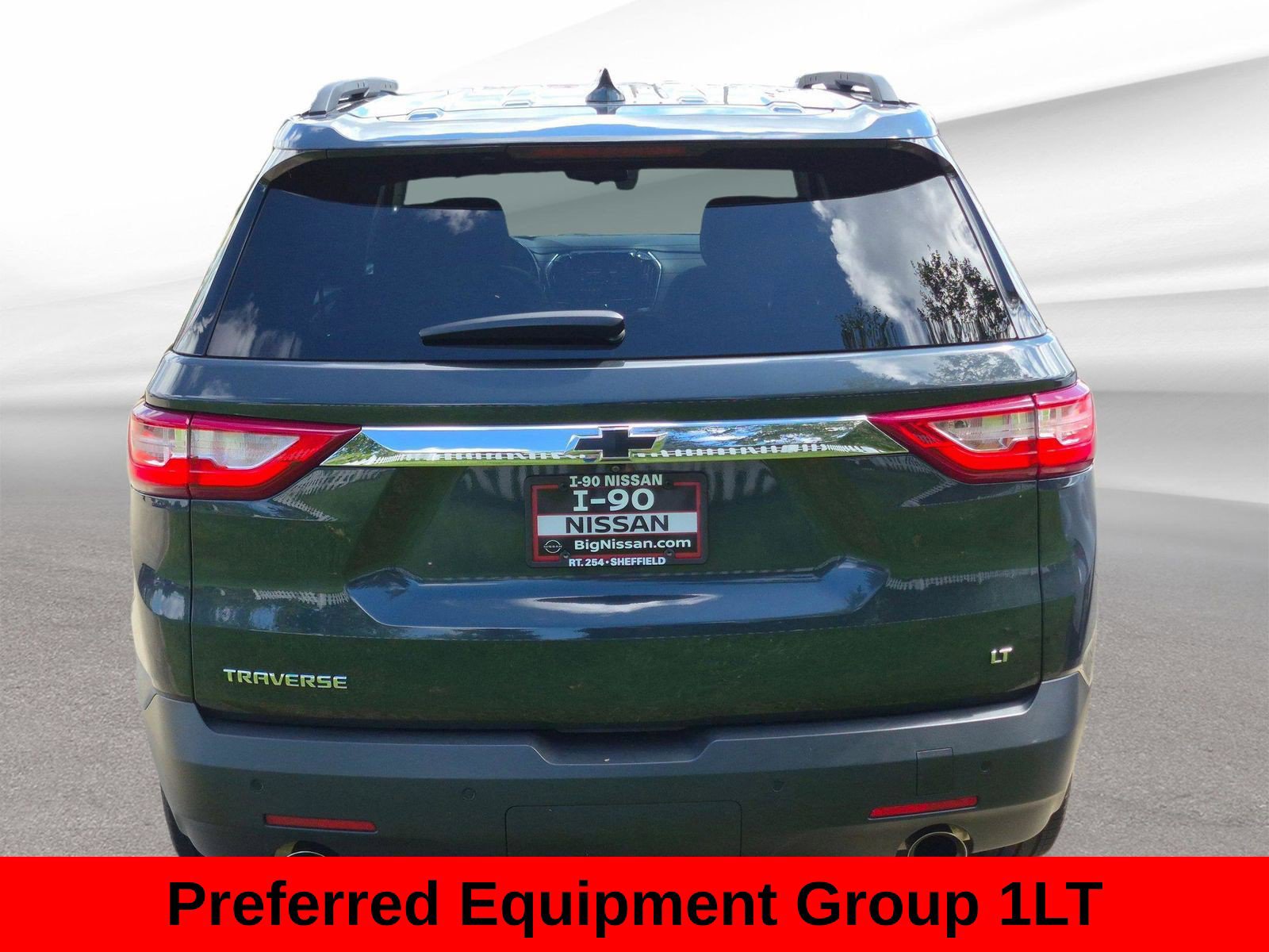 Used 2020 Chevrolet Traverse LT FWD image 9