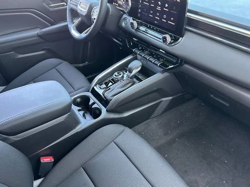 New 2026 GMC Canyon Elevation image 15