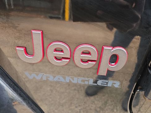 Used 2019 Jeep Wrangler Rubicon image 39