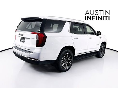 Used 2025 GMC Yukon Elevation w/ LPO, Floor Liner Package AWD/4WD image 8