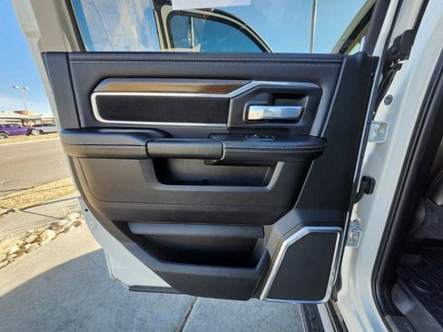 Used 2022 RAM 2500 Laramie image 27