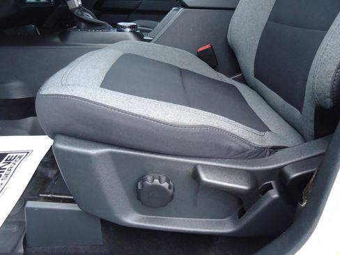 Used 2022 Ford Bronco Big Bend w/ Sasquatch Package image 23