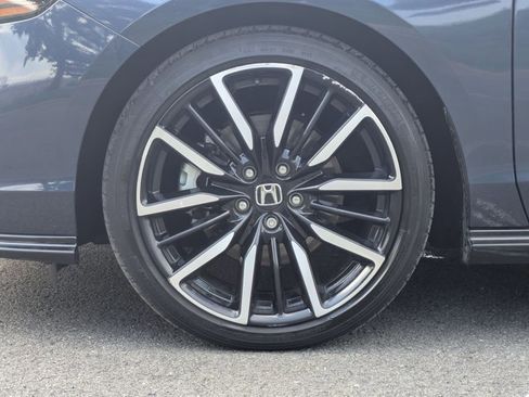 Used 2024 Honda Accord Touring image 25