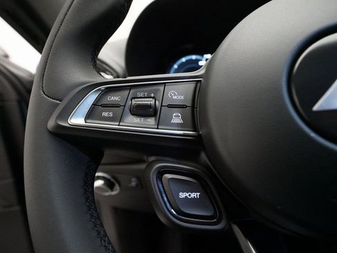 Used 2024 Dodge Hornet GT w/ GT Blacktop Package image 17