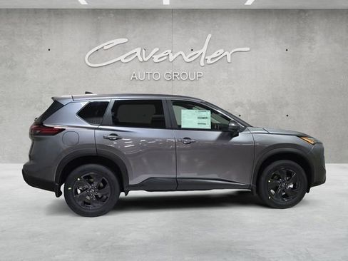 New 2026 Nissan Rogue SV AWD/4WD image 17