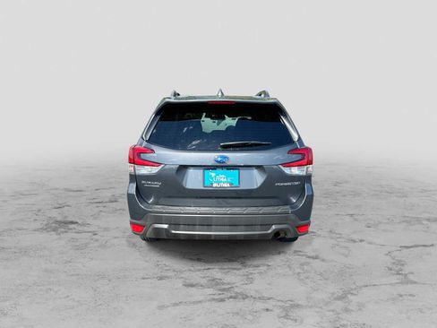 Used 2020 Subaru Forester Premium AWD/4WD image 7