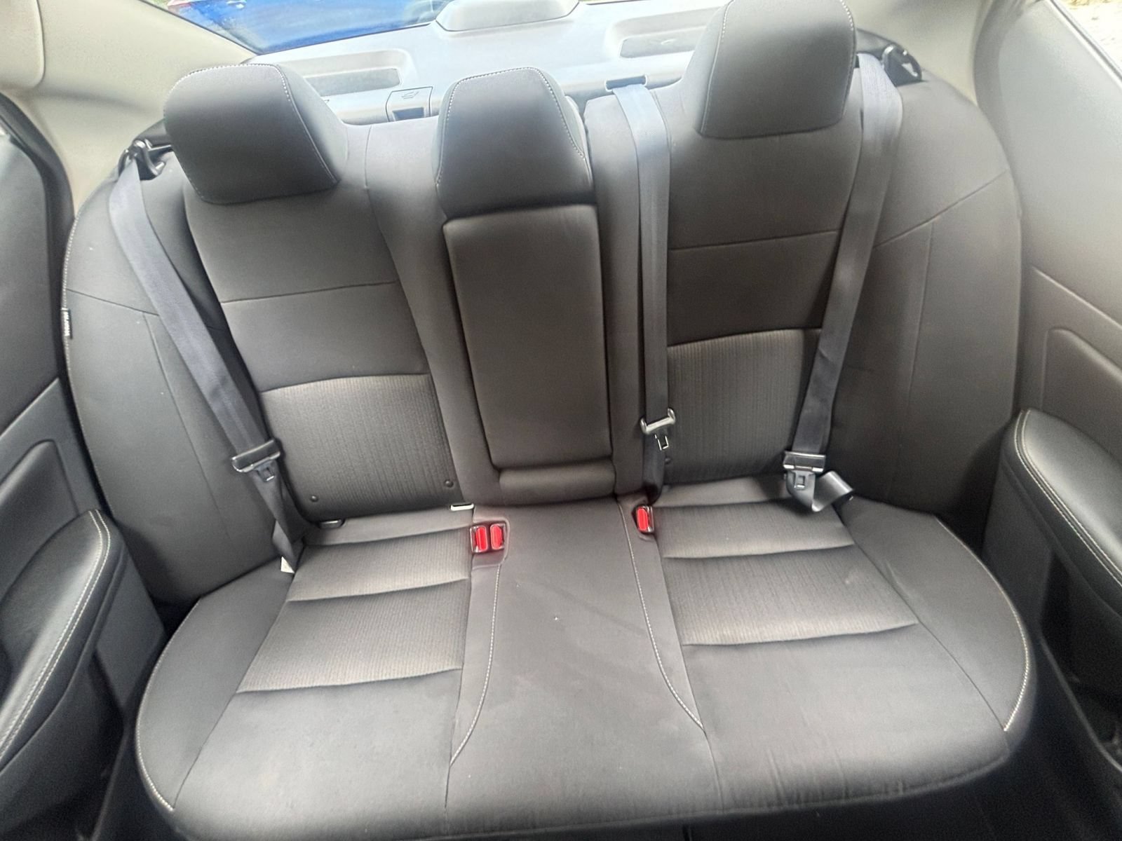 Used 2025 Nissan Altima 2.5 SV FWD image 38