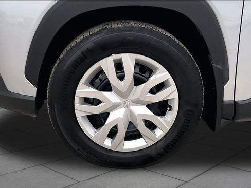 Used 2026 Toyota Corolla Cross L FWD image 11