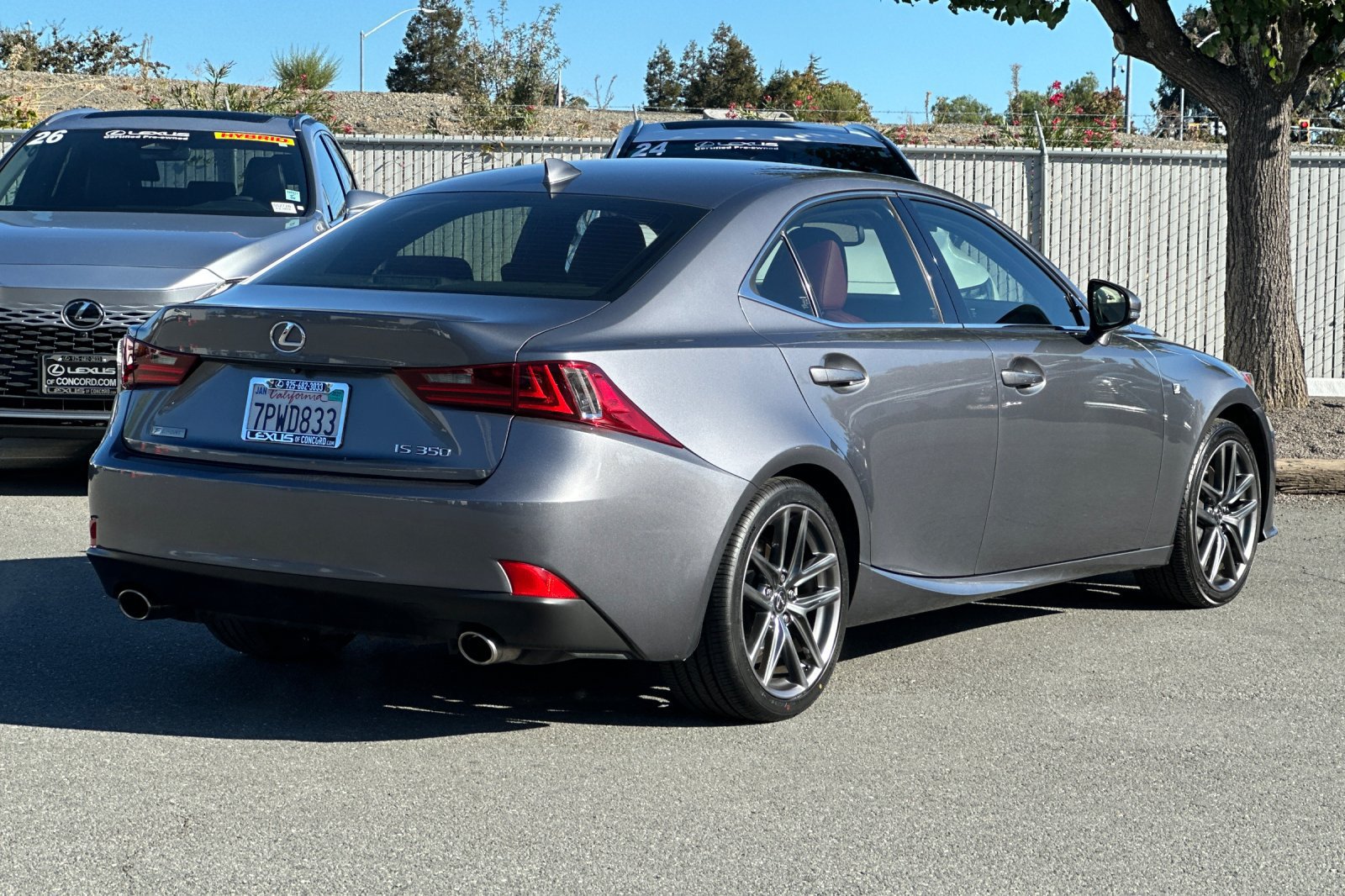 Used 2016 Lexus IS 350 w/ F Sport Package RWD image 4
