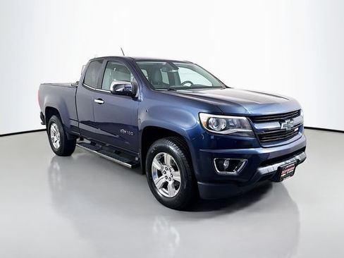 Used 2018 Chevrolet Colorado Z71 w/ Centennial Edition AWD/4WD image 2