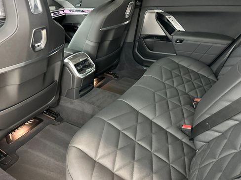 Used 2024 BMW 740i w/ Premium Package RWD image 27