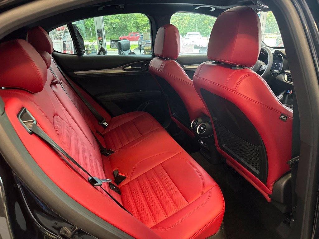 New 2026 Alfa Romeo Stelvio Sprint AWD/4WD image 24