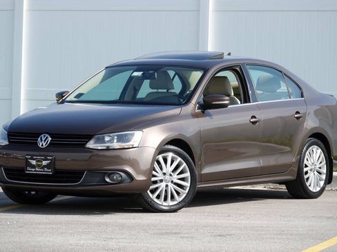 Used 2014 Volkswagen Jetta TDI FWD image 2